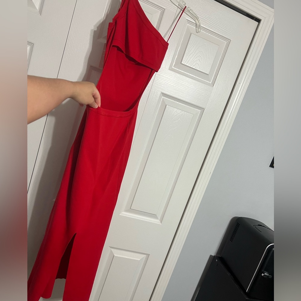 CUTOUT ASYMMETRICAL MIDI DRESS - Picture 4 of 4
